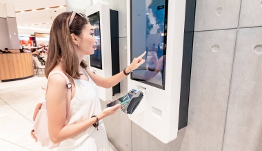 戶外廣告機(jī)有哪些產(chǎn)品特性？